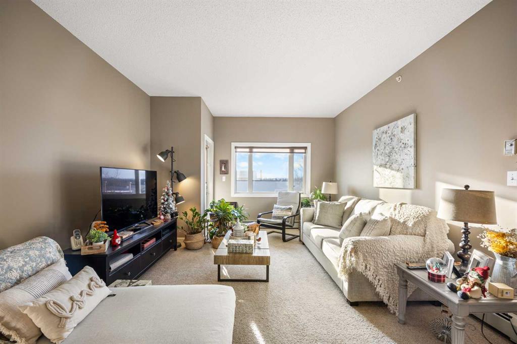 Fifth View of 431, 11 Millrise Drive SW, Millrise, Calgary, Alberta, T2Y 0K7