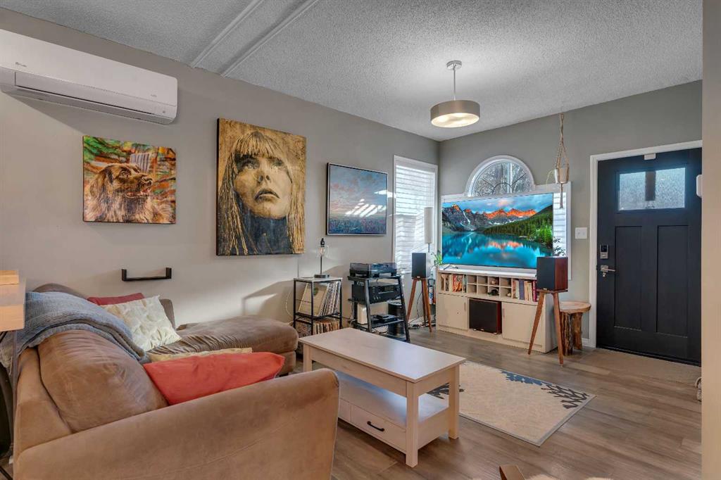 Fourth View of 918 11 Avenue SE, Ramsay, Calgary, Alberta, T2G 0Z2