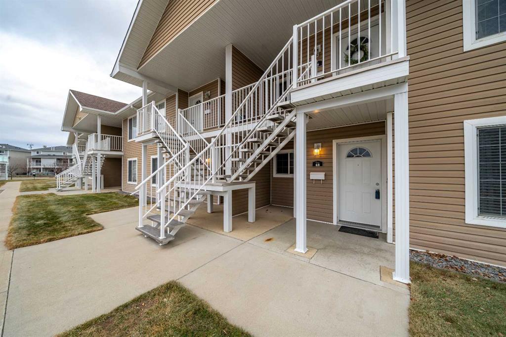 Second View of 48 Northlands Lane NE, Northeast Crescent Heights, Medicine Hat, Alberta, T1C0A8