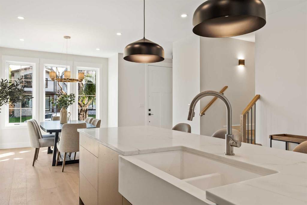 Fifth View of 2013 34 Street SW, Killarney/Glengarry, Calgary, Alberta, T3E 2V9