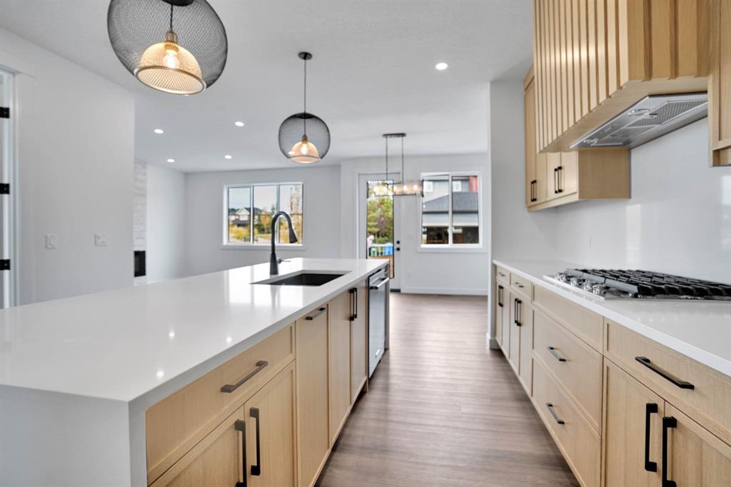 Third View of 75 Sunvalley Way , Sunset Ridge, Cochrane, Alberta, T4C0X8