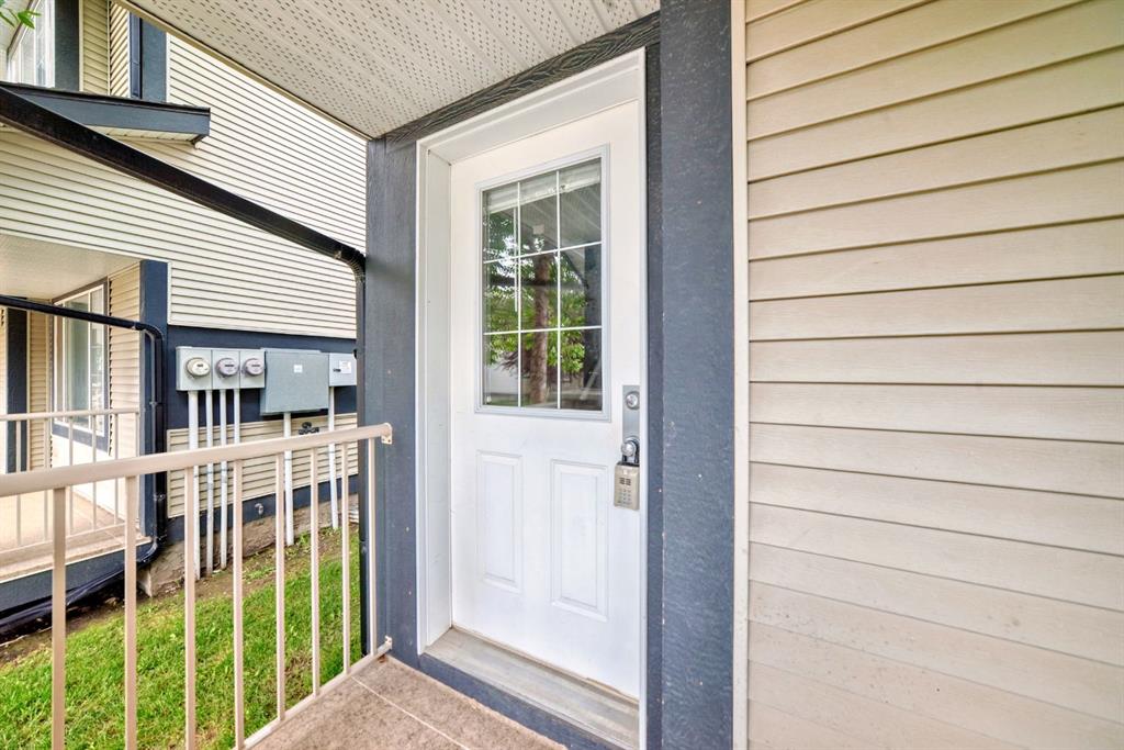 Fifth View of 252 Stonemere Place , Westmere, Chestermere, Alberta, T1X 1N0