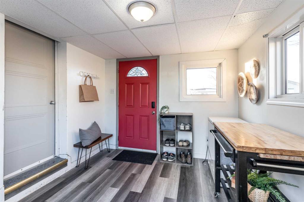 Third View of 96 Anson Avenue SW, SW Hill, Medicine Hat, Alberta, T1A 8A3