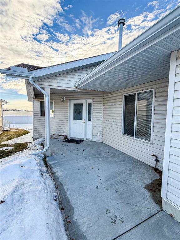 Fourth View of 22, 6009 62 Avenue , NONE, Olds, Alberta, T4H 1W8