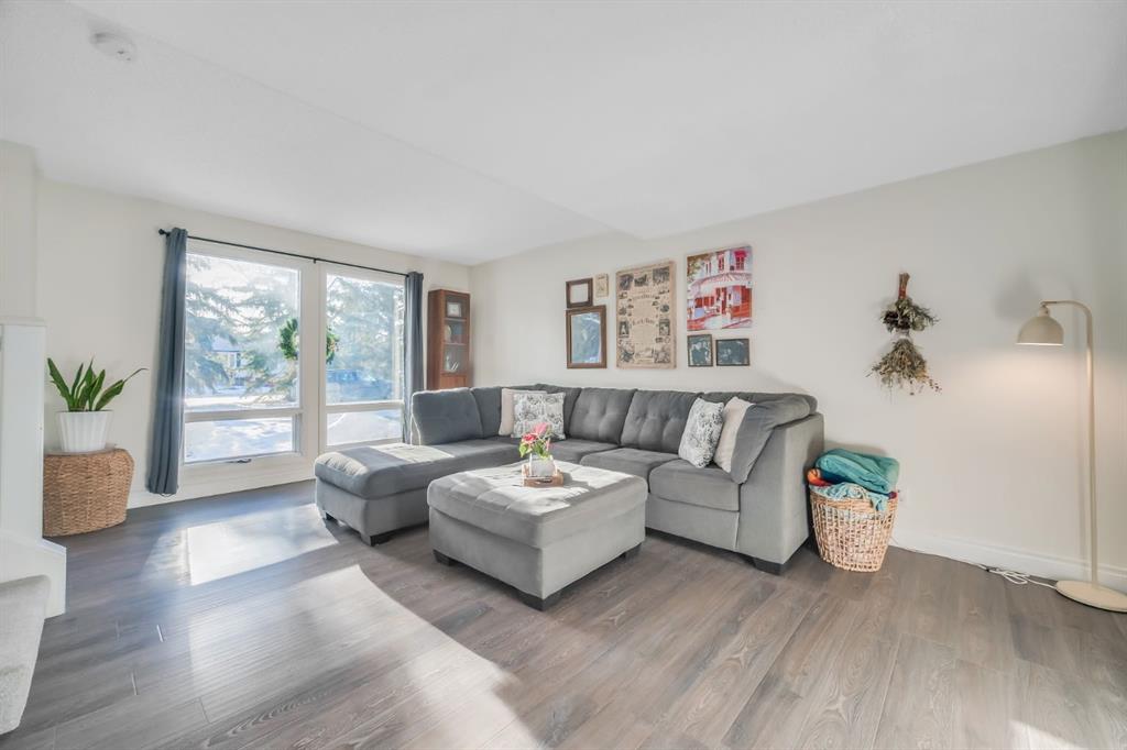 Fourth View of 9 Pekisko Road SW, McLaughlin Meadows, High River, Alberta, T1V 1C6