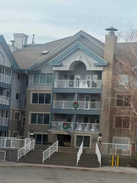 Third View of 208, 75 1 Avenue S, Downtown, Lethbridge, Alberta, T1J 4R2