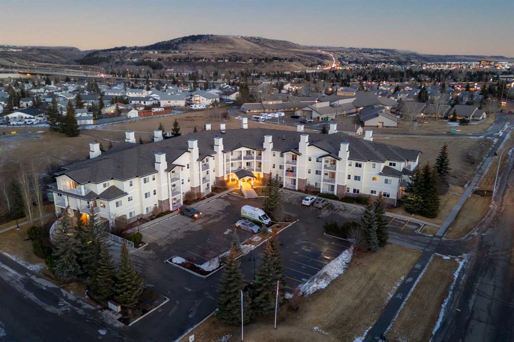 214, 72 Quigley Drive , A2279181, Alberta,