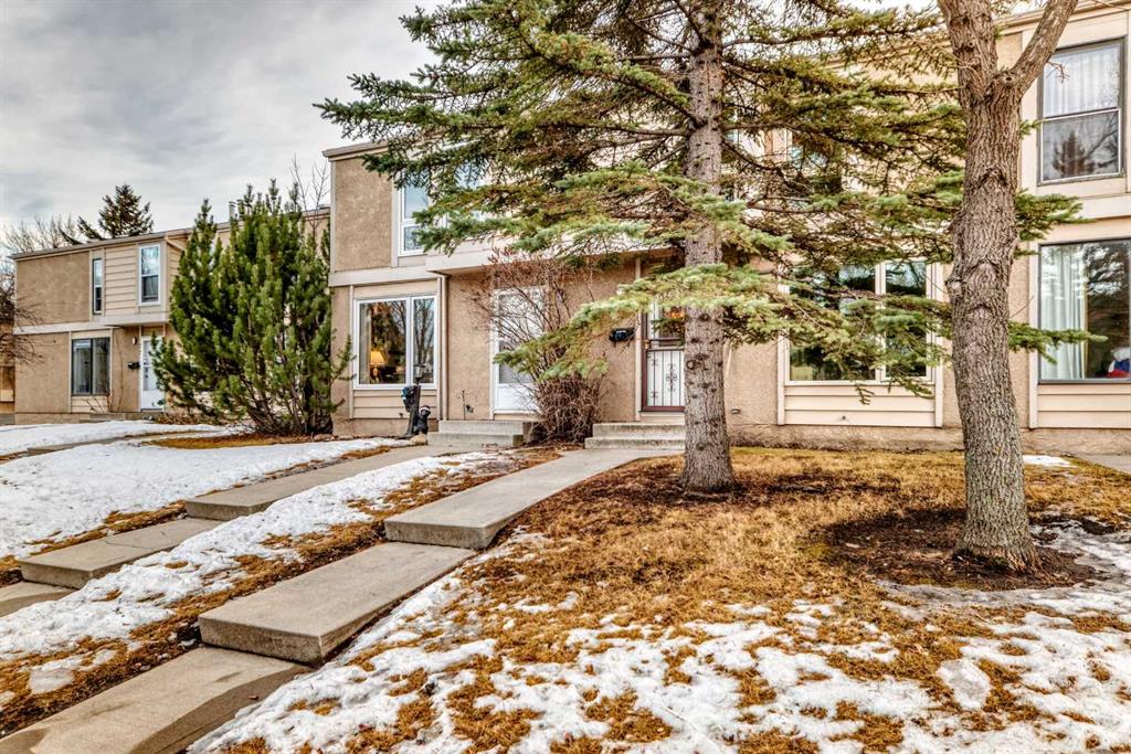 Fourth View of 2319 56 Street NE, Pineridge, Calgary, Alberta, T1T 2M2