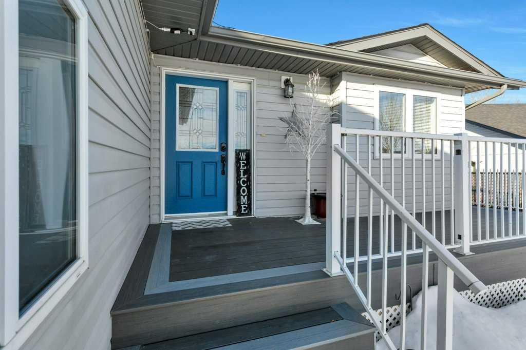 Third View of 4912 46A Street , NONE, Clive, Alberta, T0C 0Y0