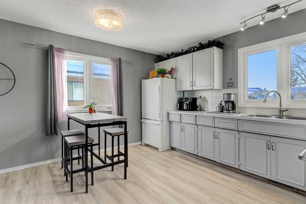 Fifth View of 9425 120 Avenue , Crystal Ridge, Grande Prairie, Alberta, T8V4P9