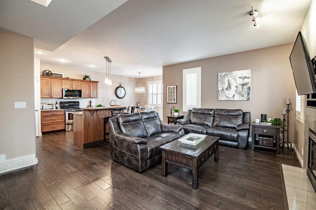 Fourth View of 24 Argent Close , Anders South, Red Deer, Alberta, T4R 3R4