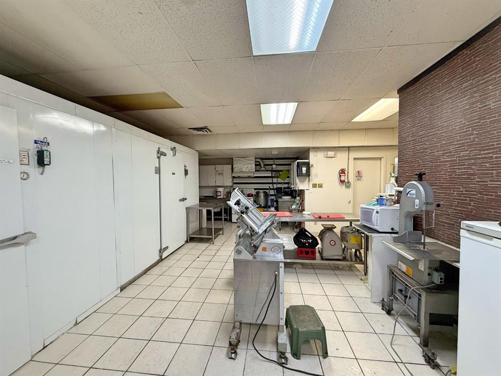 33, 3616 52 Avenue NW, A2279364, Alberta,