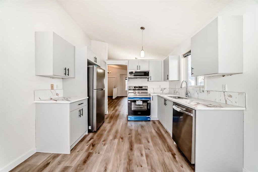 Fifth View of 16218 Shawbrooke Road SW, Shawnessy, Calgary, Alberta, T2Y3C1