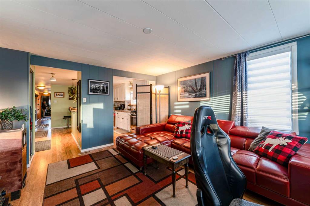 Fifth View of 104 2nd Street , NONE, Warner, Alberta, T0K 2L0