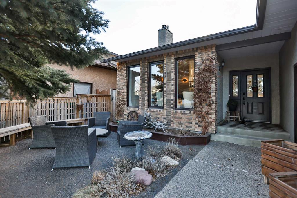 Third View of 70 Sherwood Boulevard W, Ridgewood, Lethbridge, Alberta, T1K 6E9