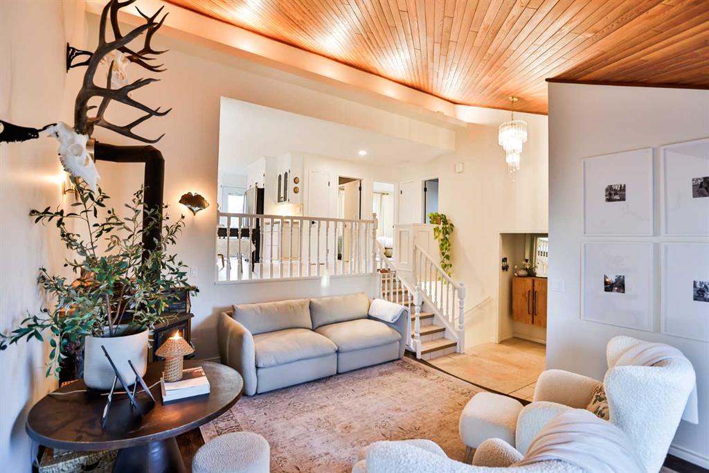 Fifth View of 70 Sherwood Boulevard W, Ridgewood, Lethbridge, Alberta, T1K 6E9