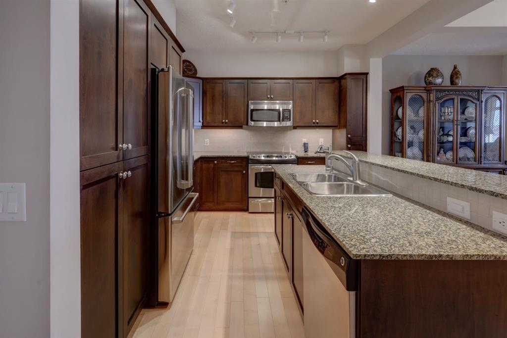 Fourth View of 2208, 10221 Tuscany Boulevard NW, Tuscany, Calgary, Alberta, T3L 0A3