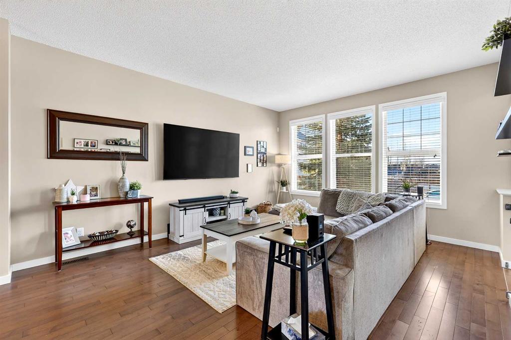 Fifth View of 90 Walden Crescent SE, Walden, Calgary, Alberta, T2X 0S9