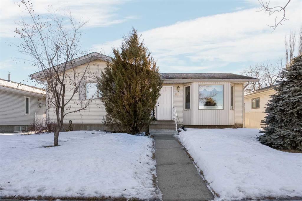Second View of 6207 54 Avenue  , Victoria Park, Camrose, Alberta, T4V 4H8