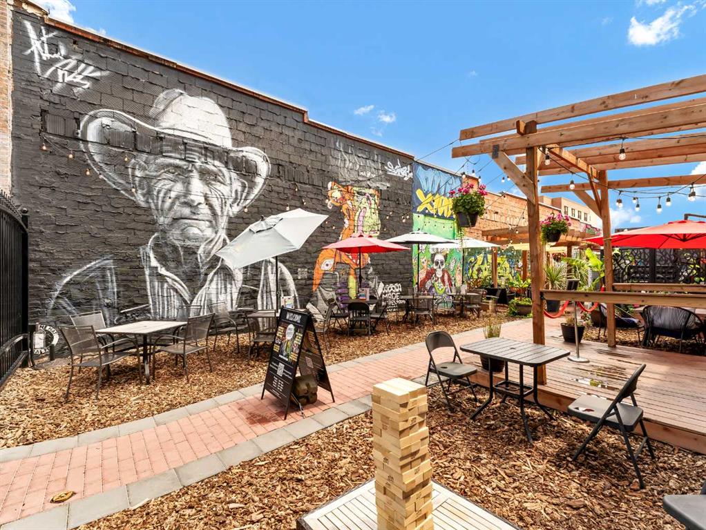 651 2 Street SE, A2279582, Alberta,