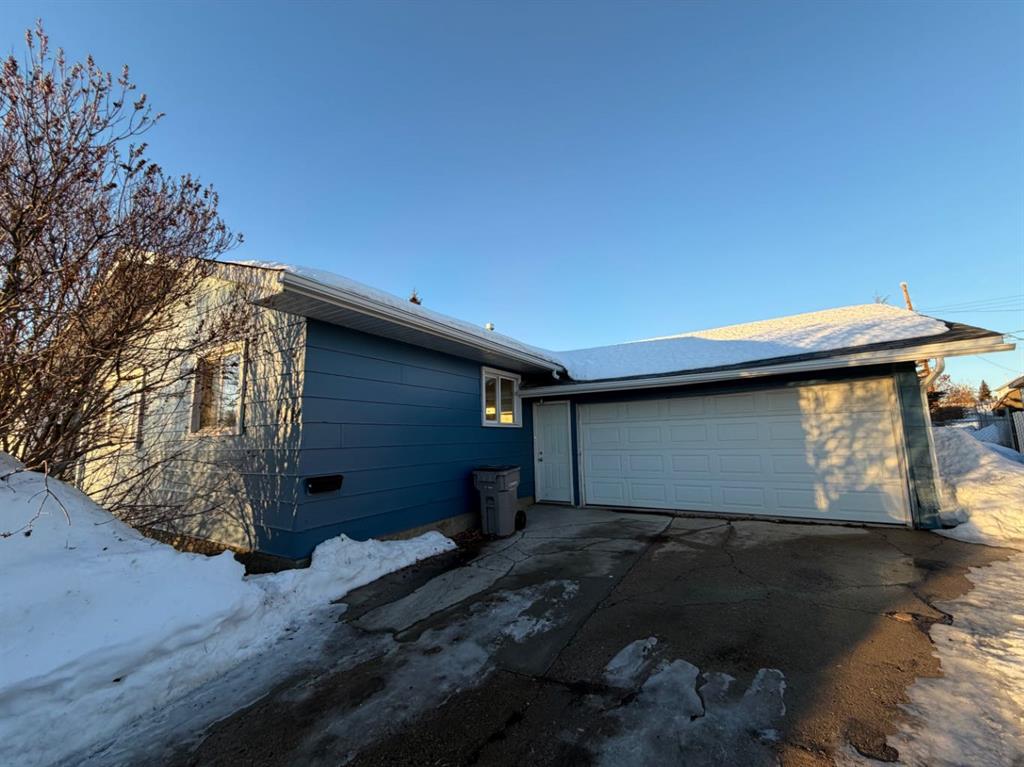 Second View of 9718 119 Avenue , Crystal Ridge, Grande Prairie, Alberta, T8V 3P8