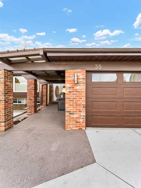 Third View of 35 Horner Court NE, Northeast Crescent Heights, Medicine Hat, Alberta, T1C1M1