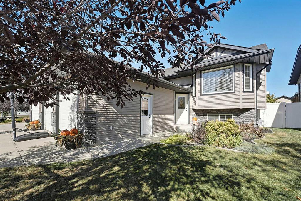 Fourth View of 8 Van Dorp Street , Vanier Woods, Red Deer, Alberta, T4R 0G3