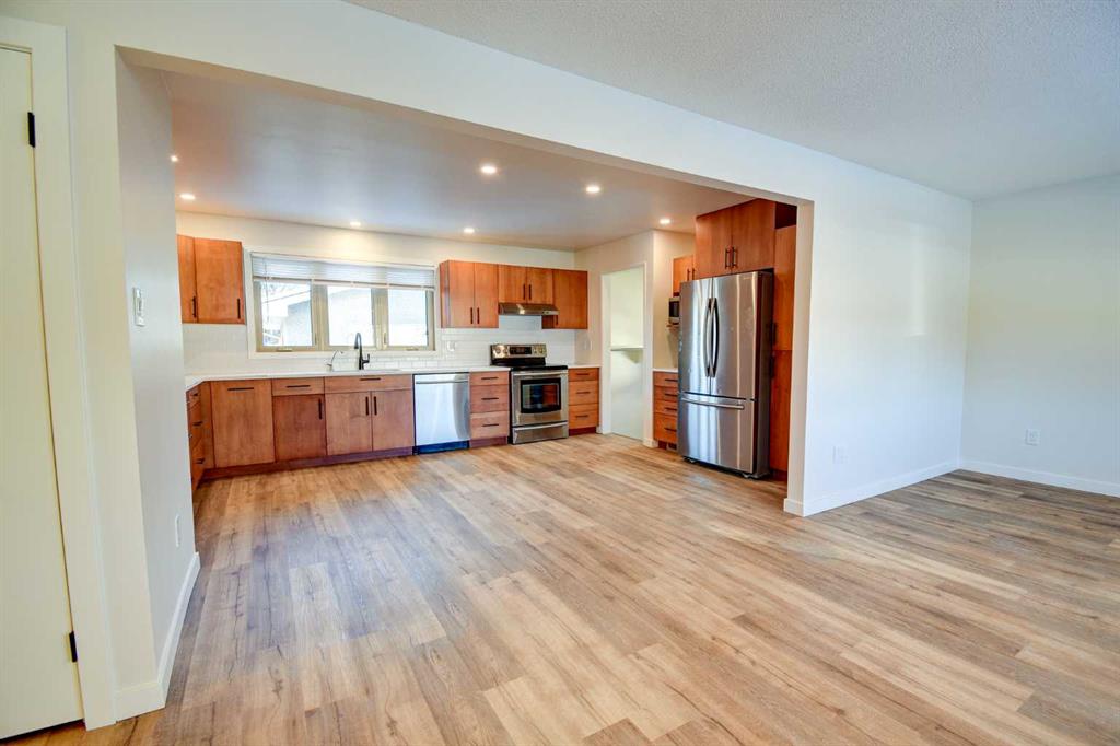 Third View of 11 Osborne Street , Oriole Park, Red Deer, Alberta, T4N5C1