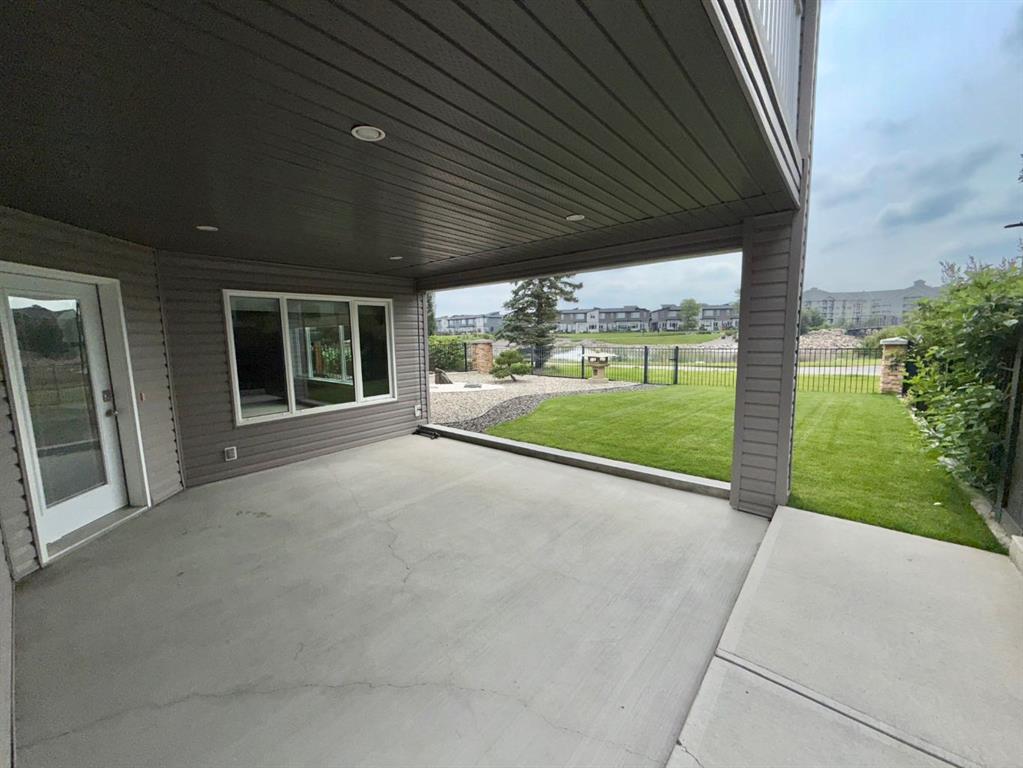 Fifth View of 565 Edinburgh Road W, West Highlands, Lethbridge, Alberta, T1J 4E2