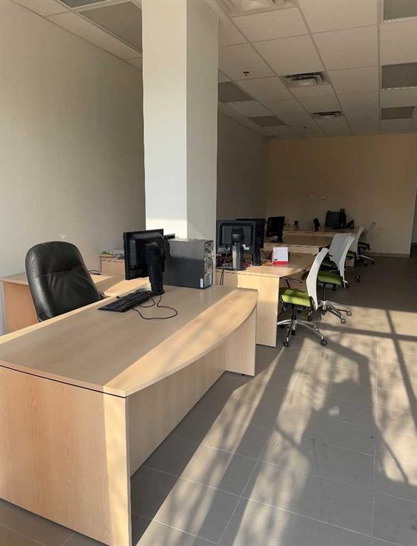 Third View of 107, 2308 Centre Street NE, Tuxedo Park, Calgary, Alberta, T2E 2T7