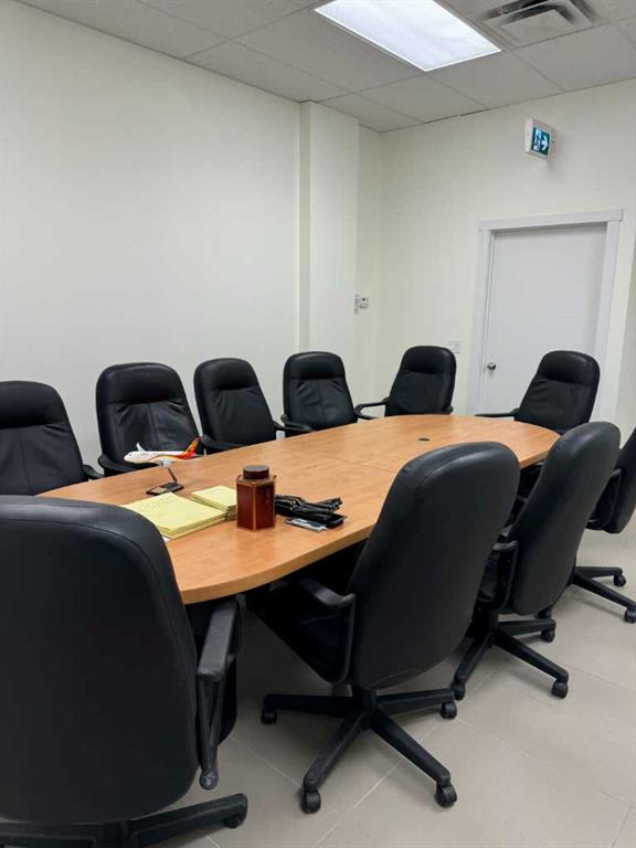 Fifth View of 107, 2308 Centre Street NE, Tuxedo Park, Calgary, Alberta, T2E 2T7