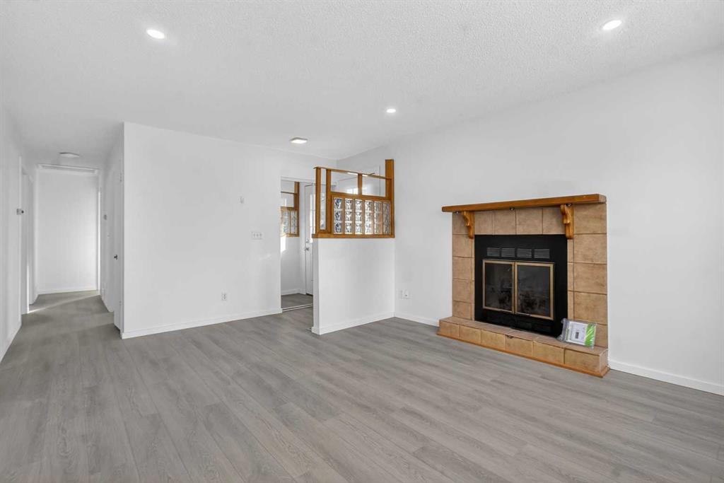 Fifth View of 3283 Dover Ridge Drive SE, Dover, Calgary, Alberta, T2B 2A8