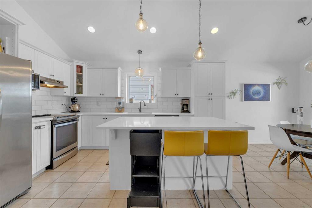 Fifth View of 18 Lampard Crescent , Lancaster Green, Red Deer, Alberta, T4R2W8