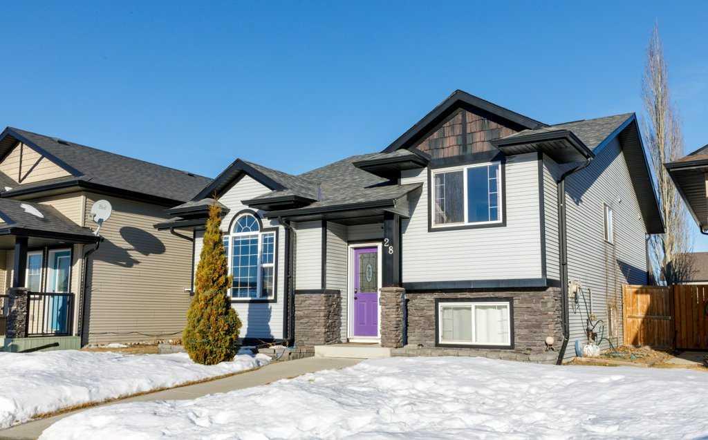 Third View of 28 vanson Close SE, Vanier Woods, Red Deer, Alberta, T4R 0G6