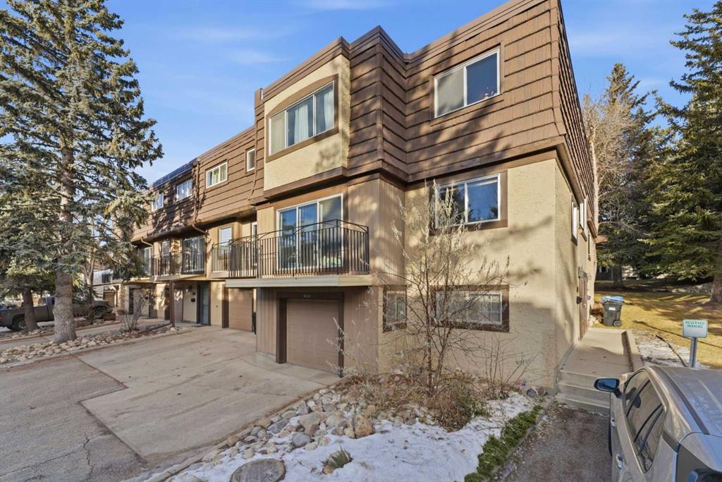 Main View of 404, 3130 66 Avenue SW, Lakeview, Calgary, Alberta, T3E 5K8