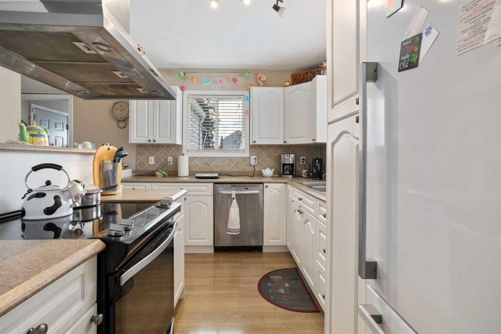 Fifth View of 5023 49 Street , Holden, Holden, Alberta, T0B 2C0