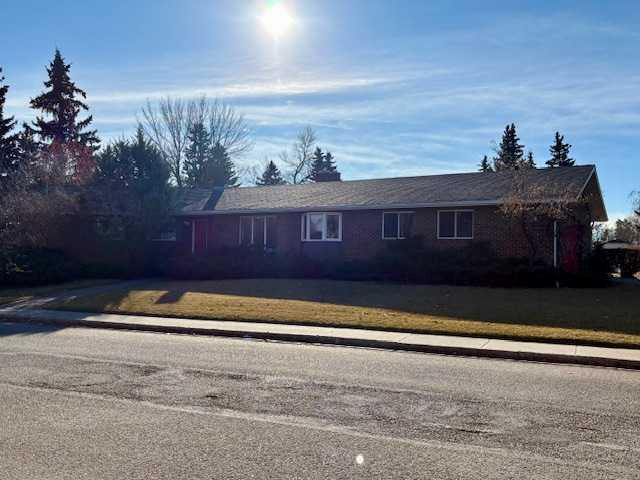 5621 53 Street , A2279841, Alberta,