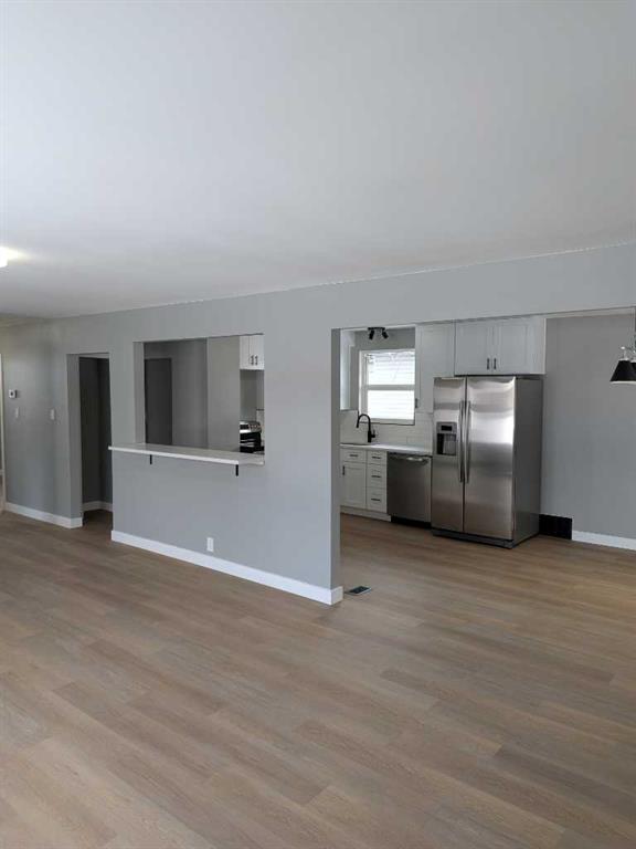 Fourth View of 2402 5 Avenue S, Glendale, Lethbridge, Alberta, T1J0X3