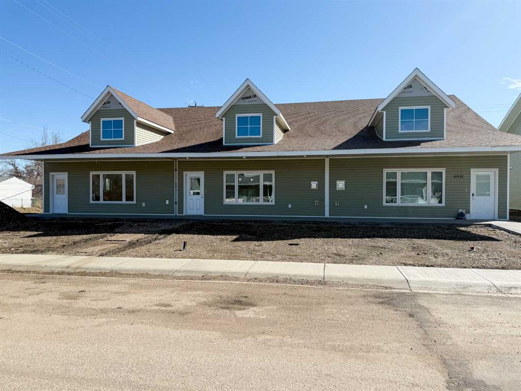 Second View of 5011 C 49 Street , Downtown East, Stettler, Alberta, T0C 2L0