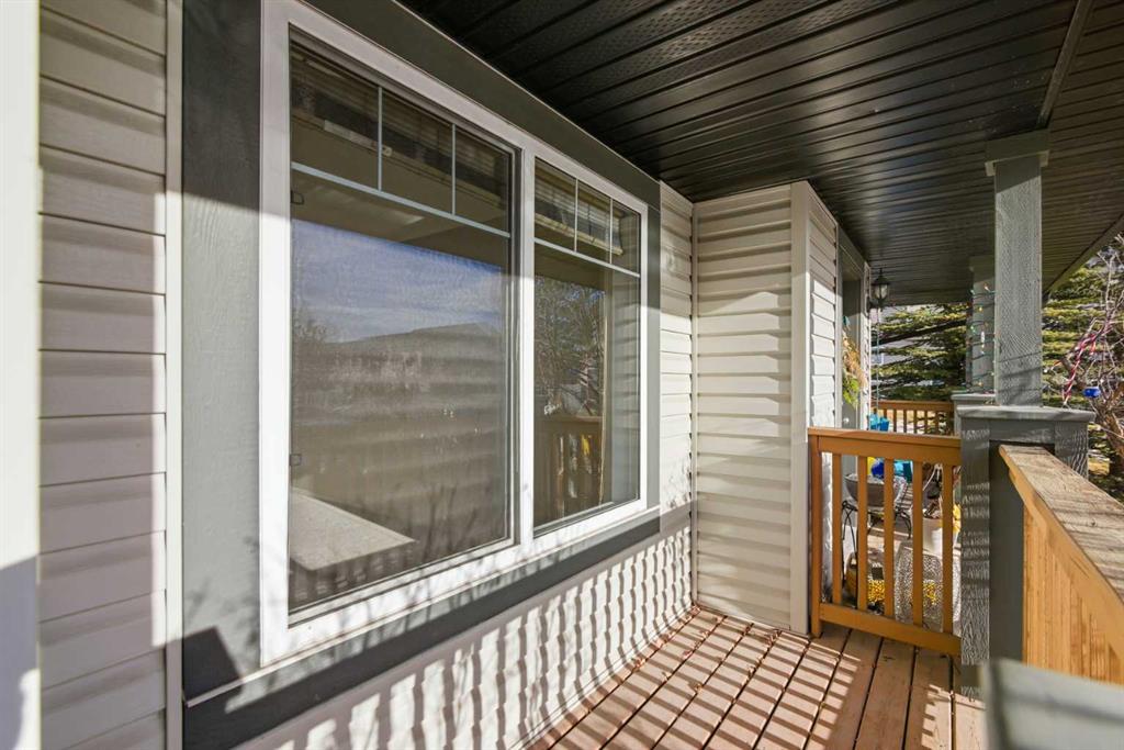 Fifth View of 93, 105 Drake Landing Common , Drake Landing, Okotoks, Alberta, T1S 0C9