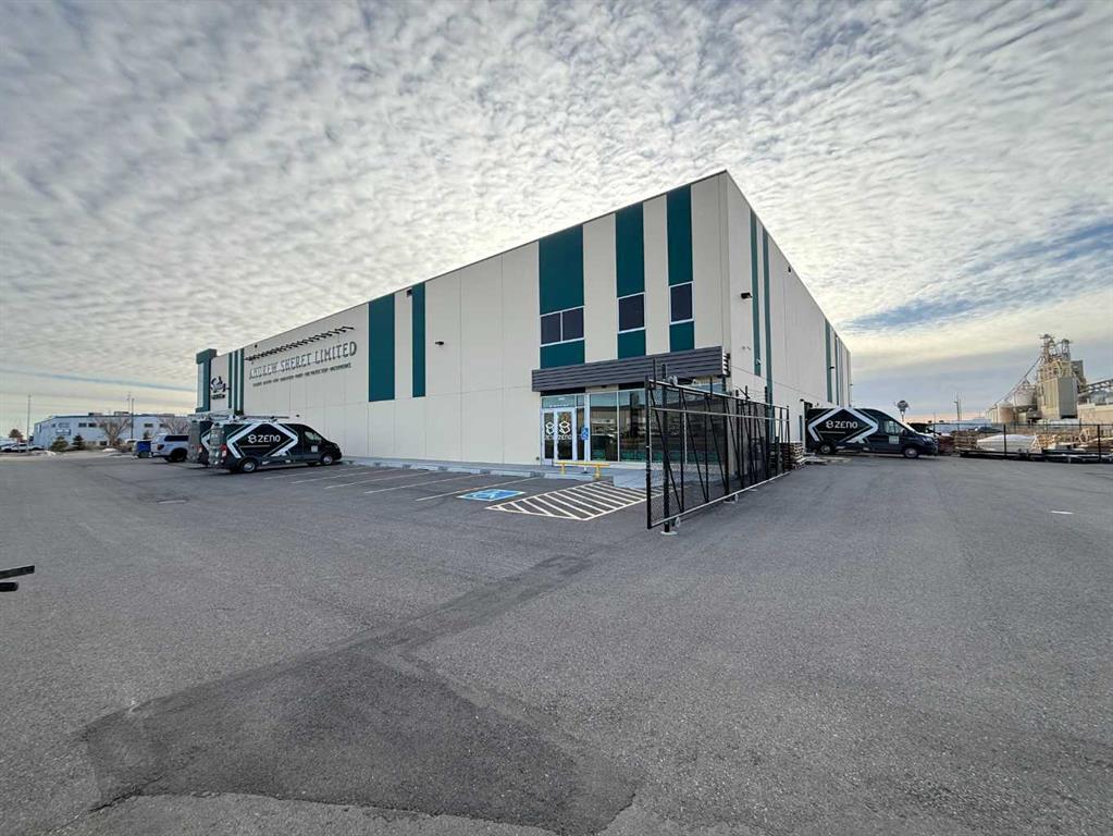 Second View of #20, 450 39 Street N, Churchill Industrial Park, Lethbridge, Alberta, T1H 0C8