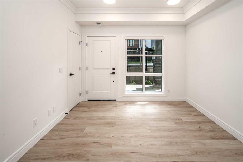 Fifth View of 312, 4270 Norford Avenue NW, University District, Calgary, Alberta, T3B 6P8