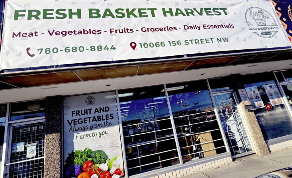 Third View of 10066 156 St NW  , Glenwood, Edmonton, Alberta, T5P 2P8