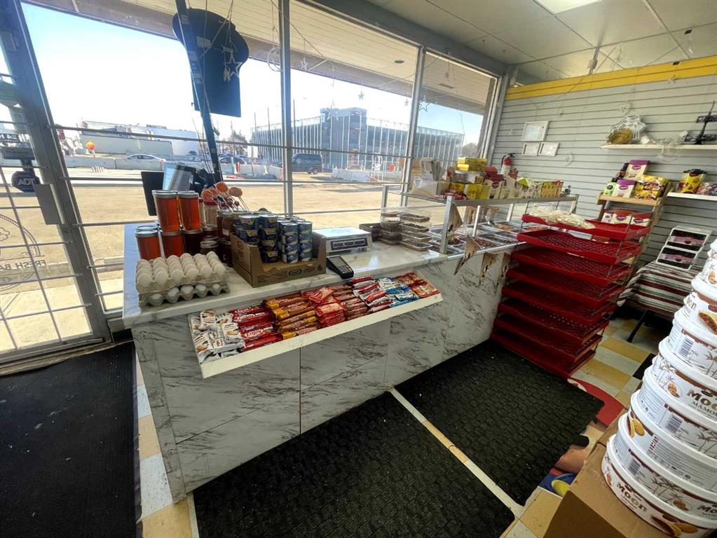 Fifth View of 10066 156 St NW  , Glenwood, Edmonton, Alberta, T5P 2P8