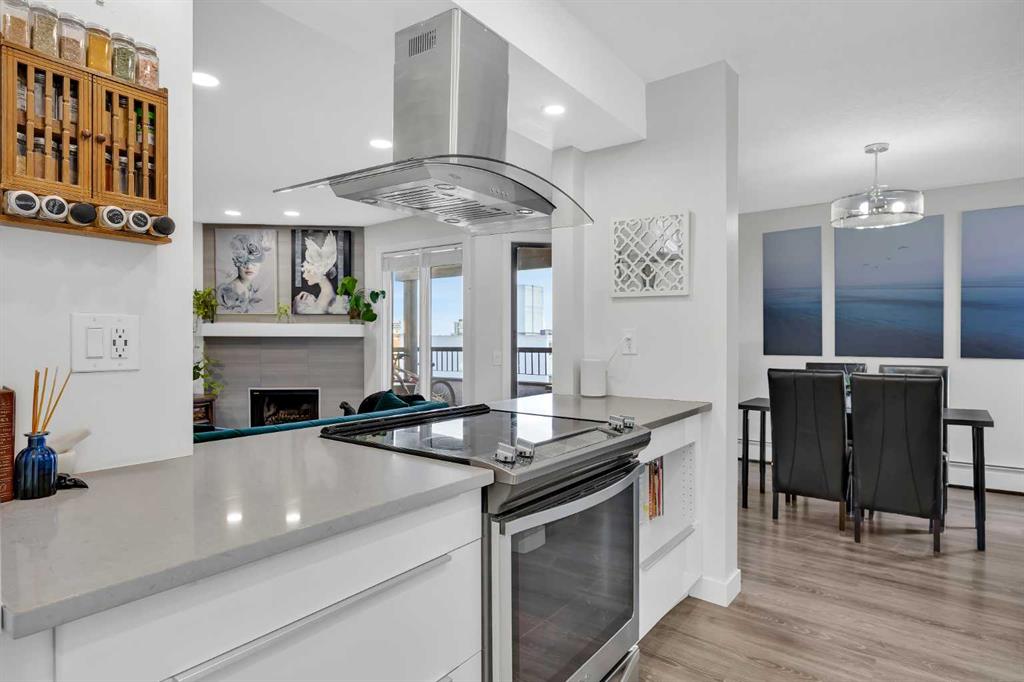 302, 526 5 Street NE, A2279951, Alberta,