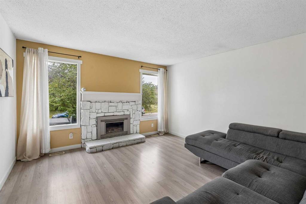 Fifth View of 212 Whitman Place NE, Whitehorn, Calgary, Alberta, T1Y 4H9