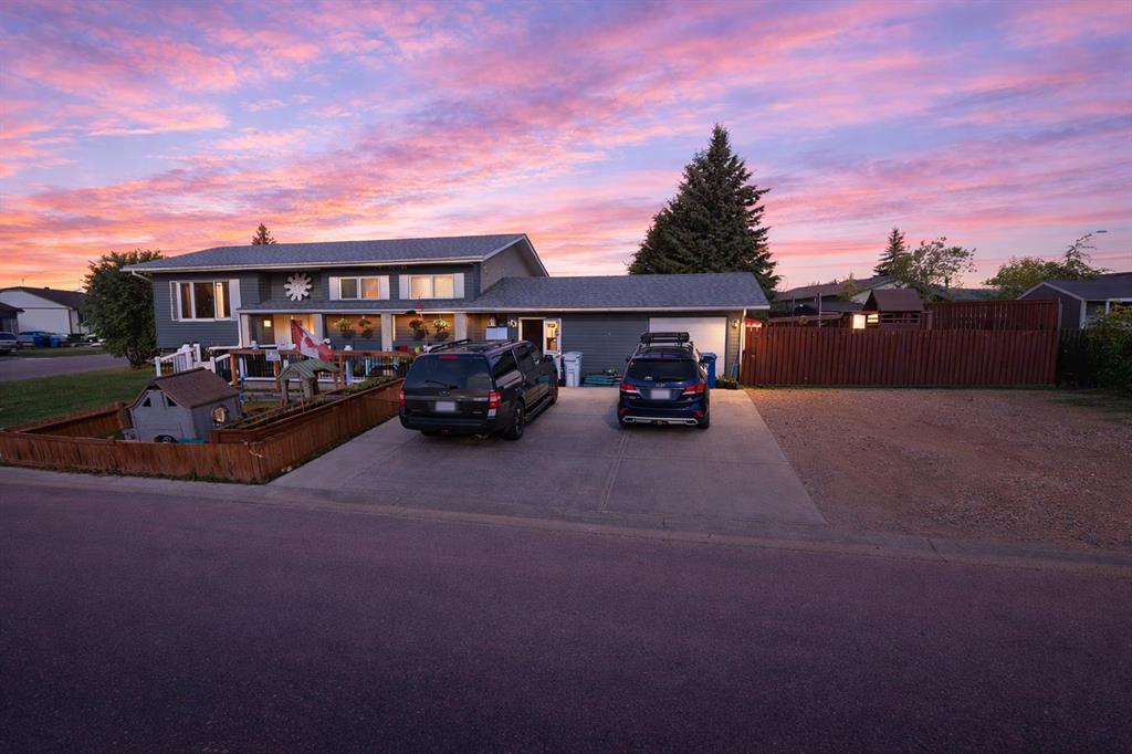 149 Leigh Crescent , A2279975, Alberta,