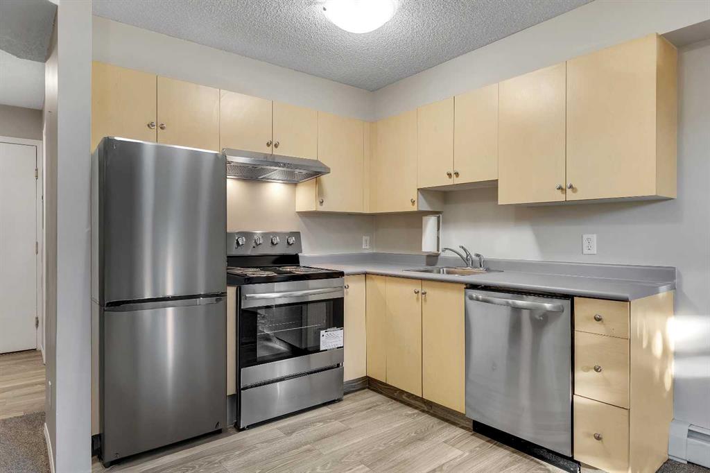 Fifth View of 1122, 2371 Eversyde Avenue SW, Evergreen, Calgary, Alberta, T2Y 5B7