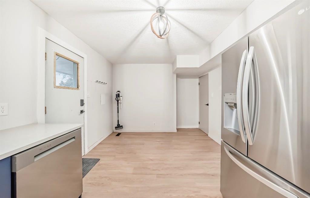 Fifth View of 423 Regal Park NE, Renfrew, Calgary, Alberta, T2E 0S6