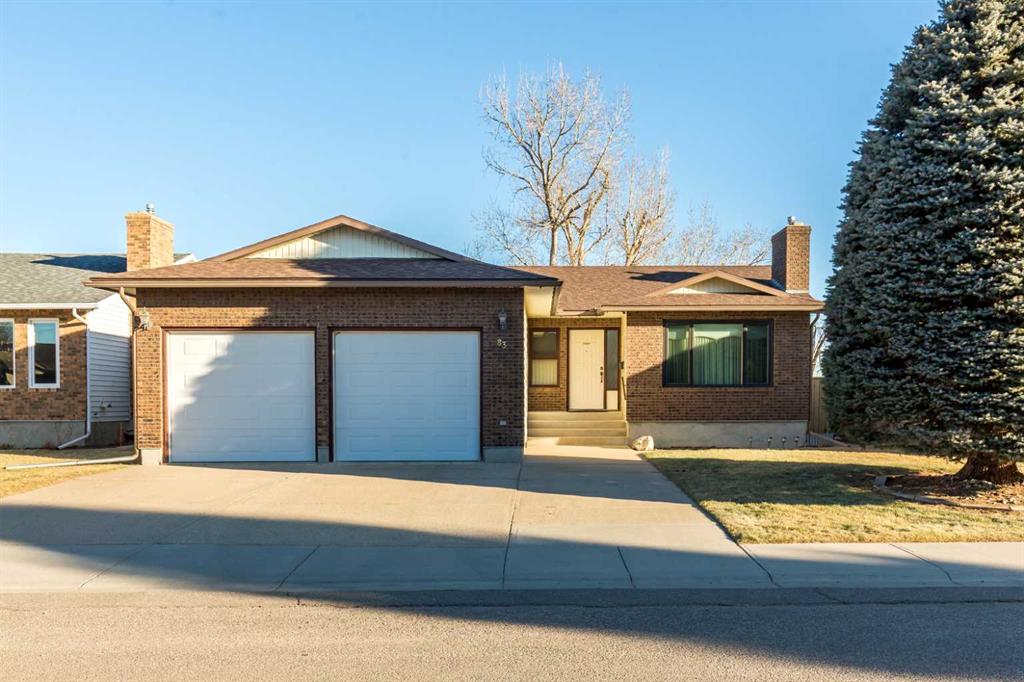 83 Elm Crescent S, A2280111, Alberta,